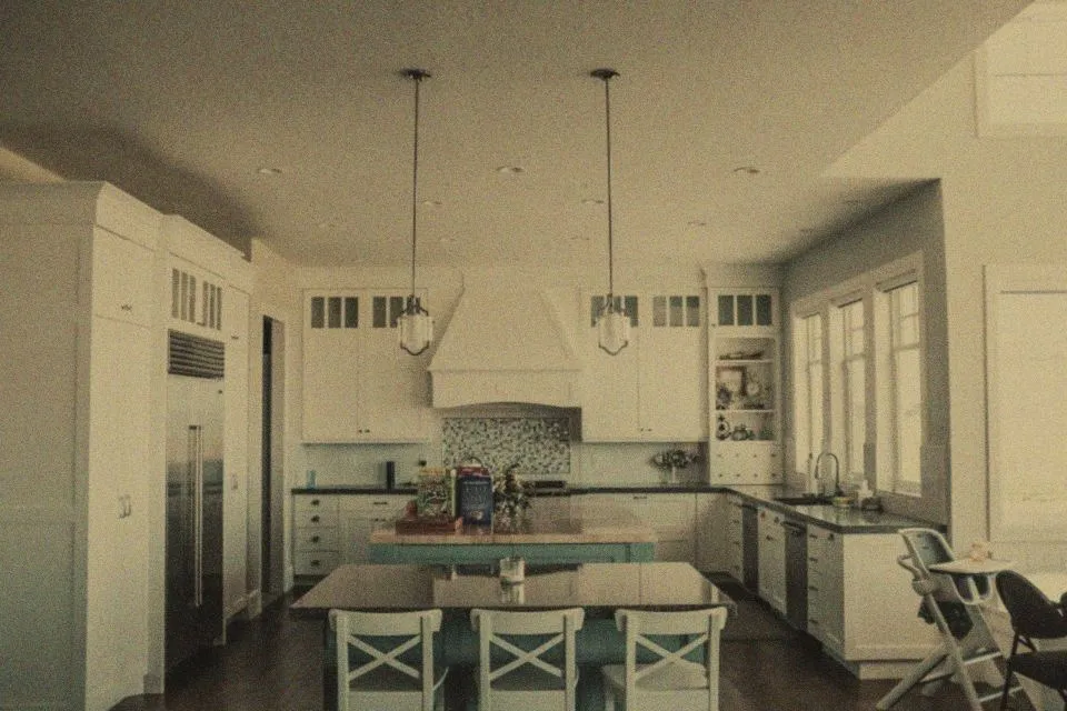 Antes: Cocina abierta al salón en Parla